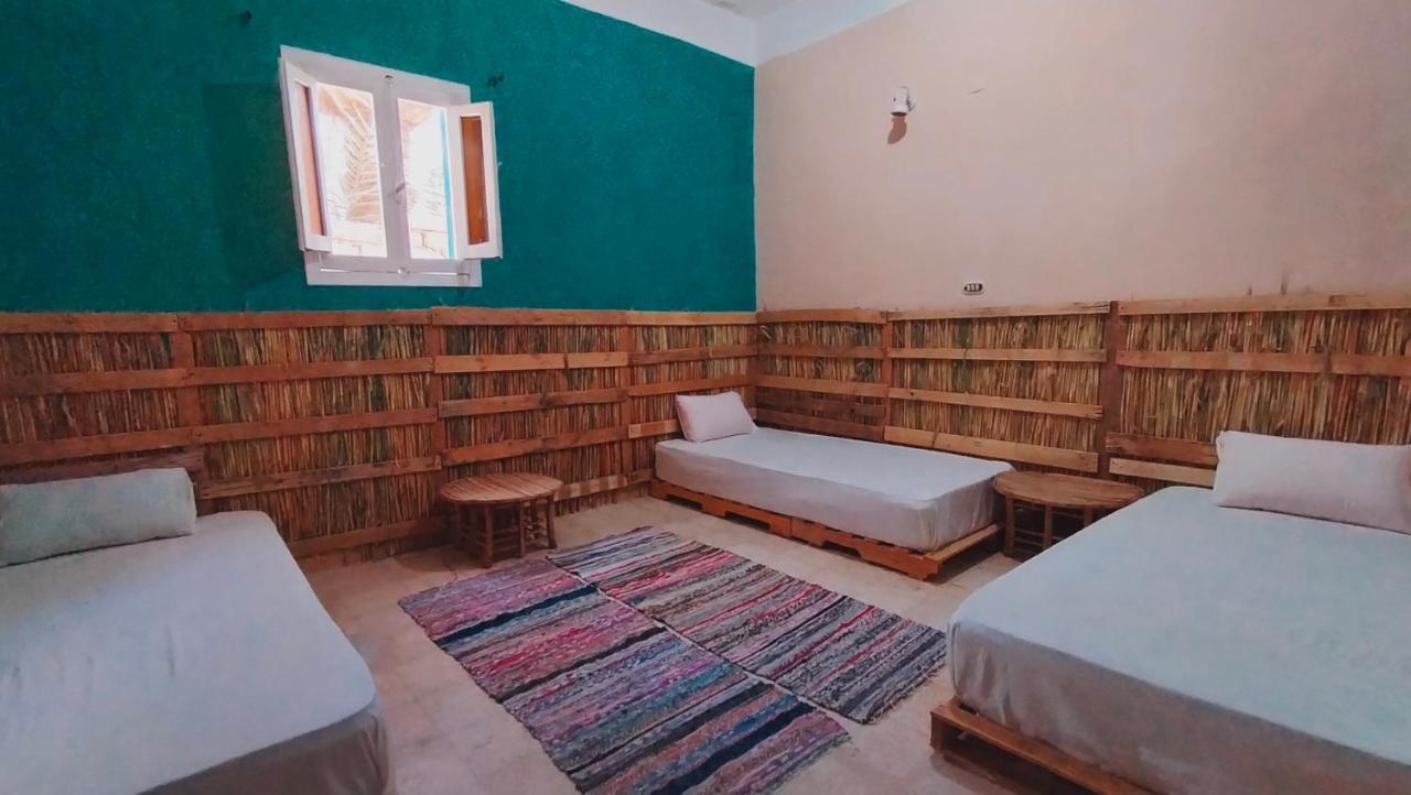 Agpen Teswa Hostel Siwa Oasis Bagian luar foto