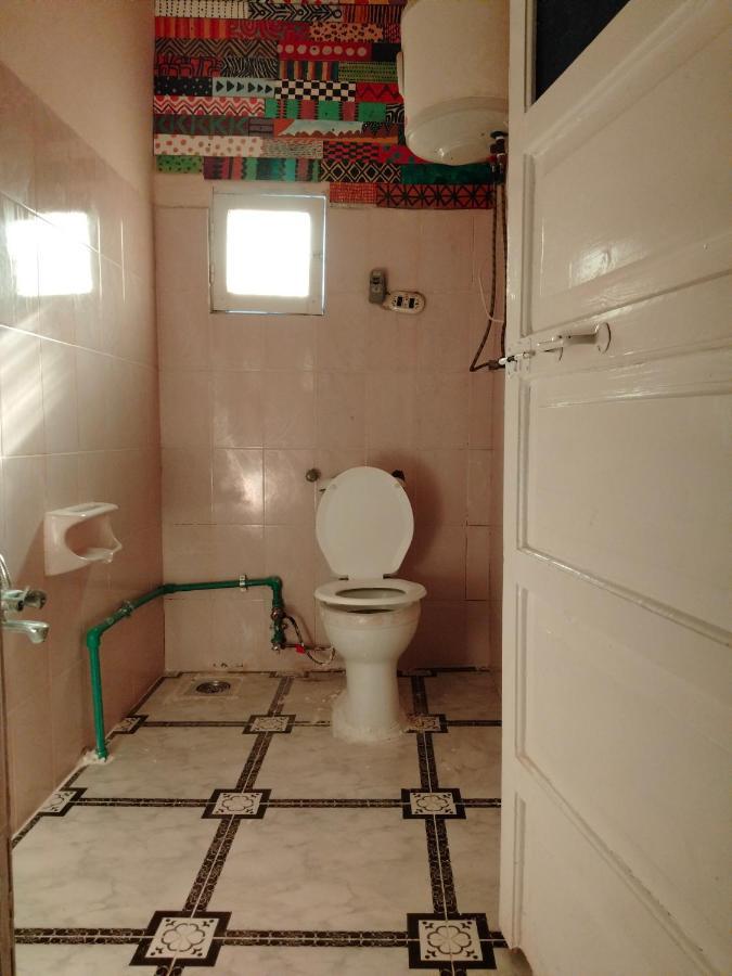 Agpen Teswa Hostel Siwa Oasis Bagian luar foto